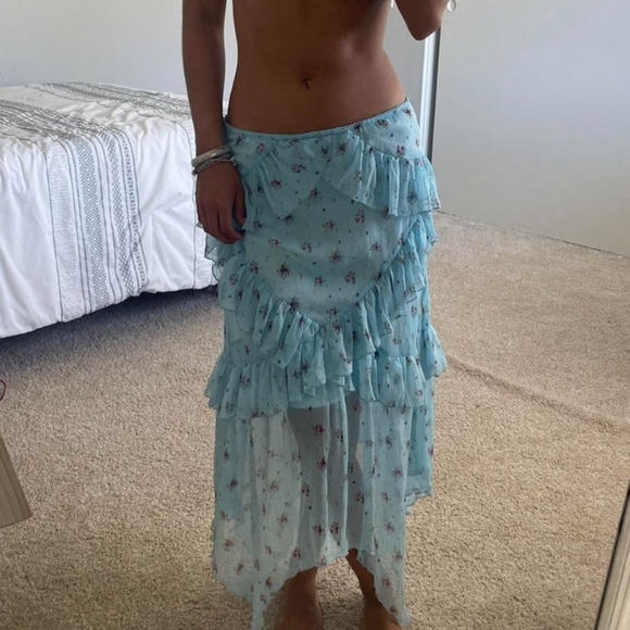 Urban Outfitters Boho Fairycore Blue Ditsy Floral Ruffle Asymmetrical Midi Skirt - Picture 4 of 14